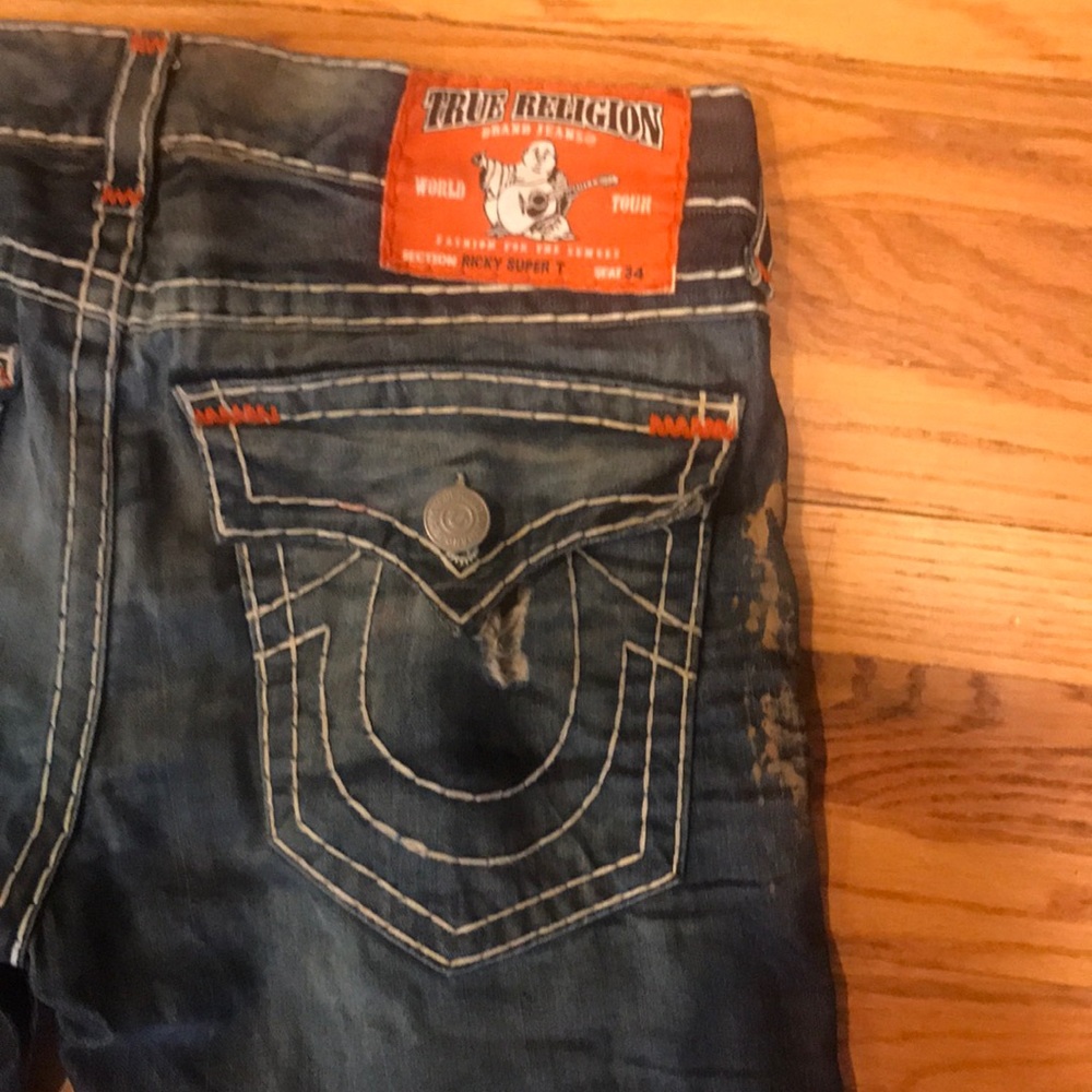 True religion paint splattered men’s jeans